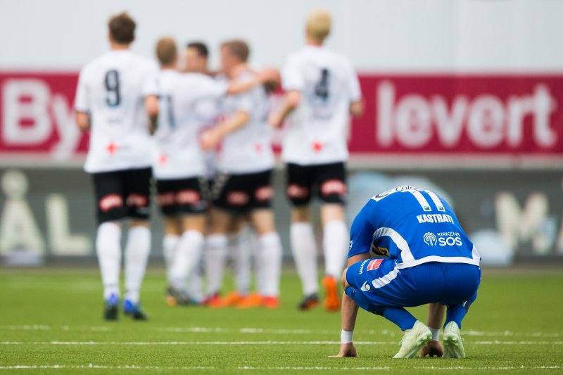 Odd-Sandefjord. Sandefjords Flamur Kastrati depper i eliteseriekampen i fotball mellom Odd og Sandefjord på Skagerak Arena.Foto: Trond Reidar Teigen / NTB scanpix